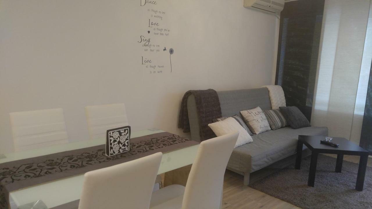 Modern Apartment Sofia Center Εξωτερικό φωτογραφία