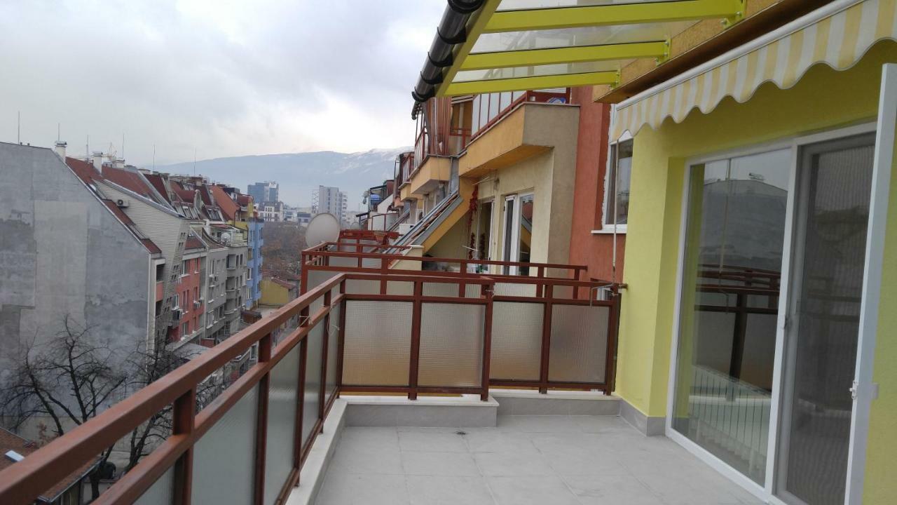 Modern Apartment Sofia Center Εξωτερικό φωτογραφία